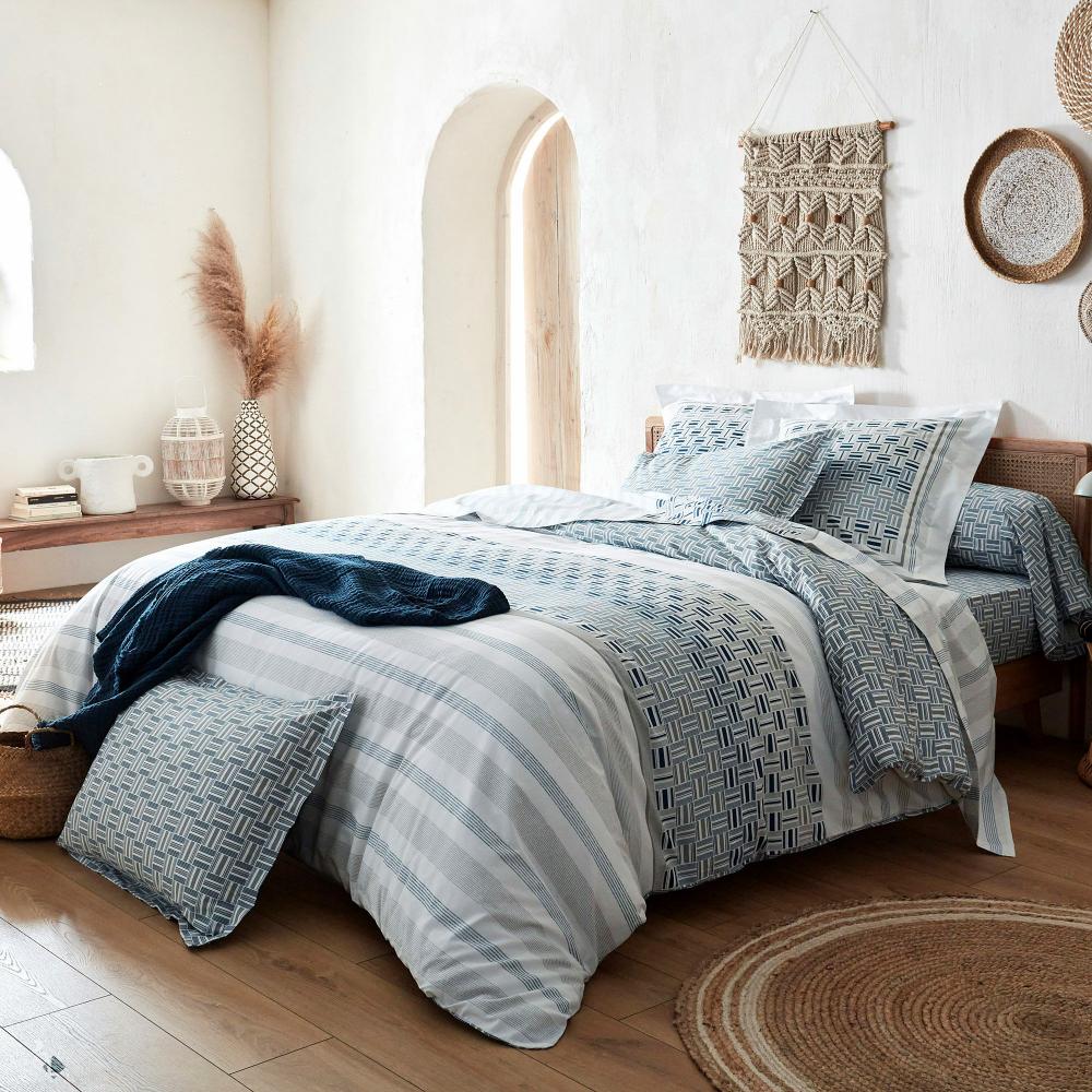 Drap housse imprimé 90x200 cm 100% coton DIEGO bleu baltique Bonnet 40 cm
