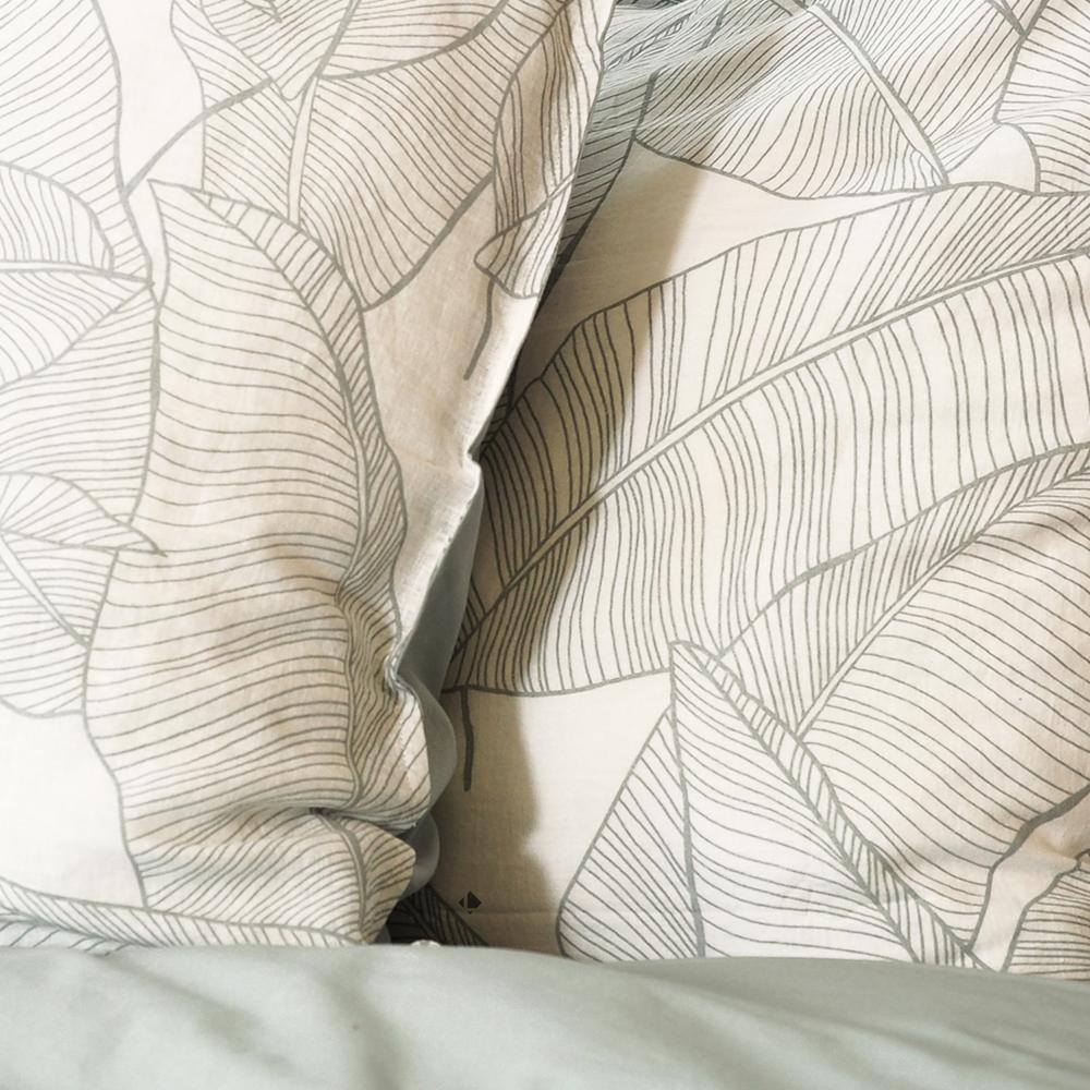 Parure de lit 260x240 cm Coton et Lin lavé PAMPELUNE Gris 3 pièces