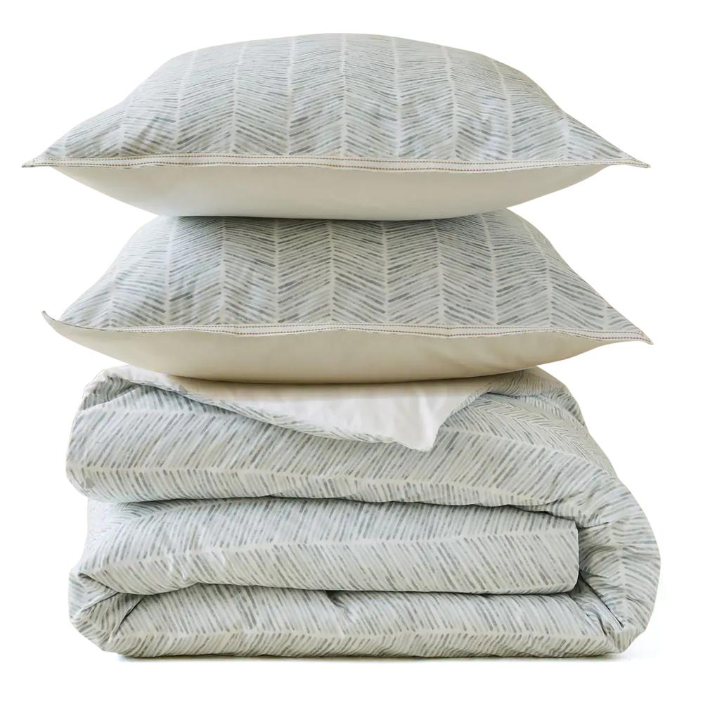 Parure de lit 3 pièces : housse 200x200 cm et taies 65x65 cm en percale de coton SPITZBERG bleu céladon