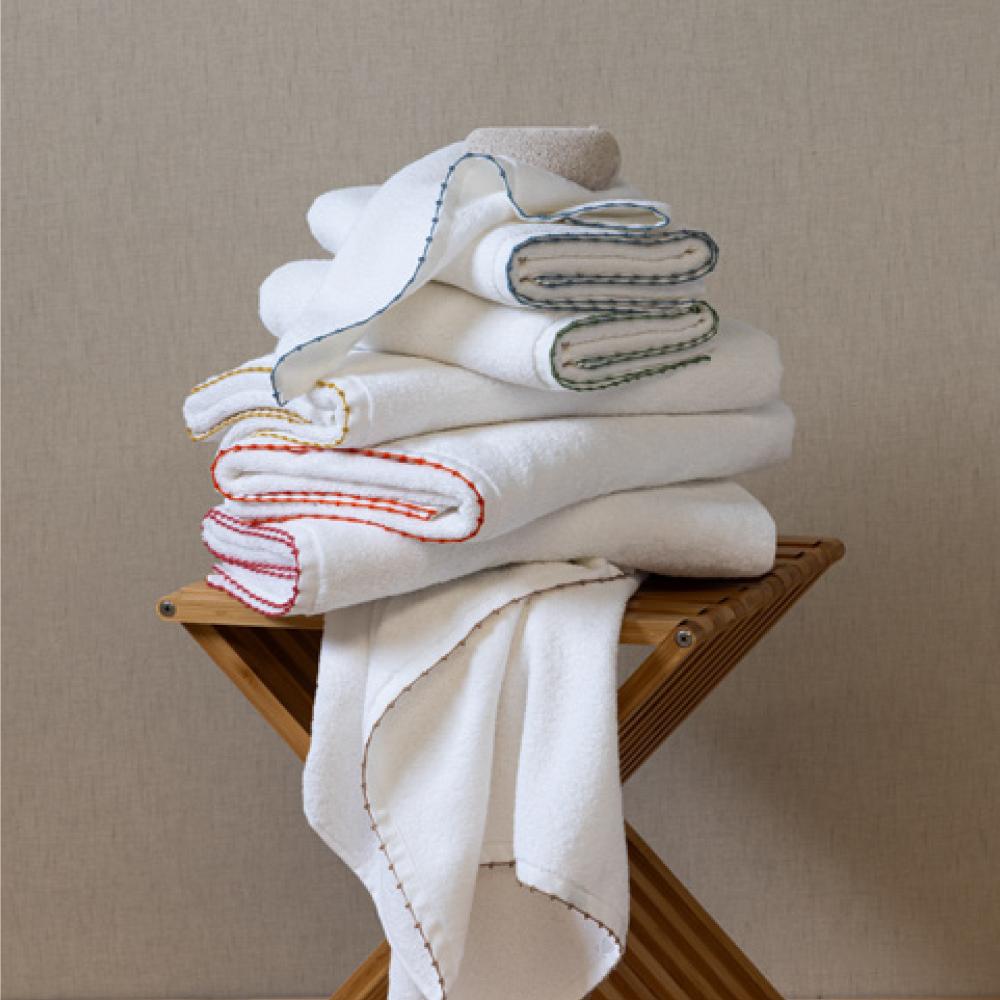 Serviette de toilette 50x100 cm pur coton collection ORLA avec picueta bleu