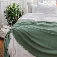 Dessus de lit 180x250 cm BREHAT 100% gaze de coton vert lichen